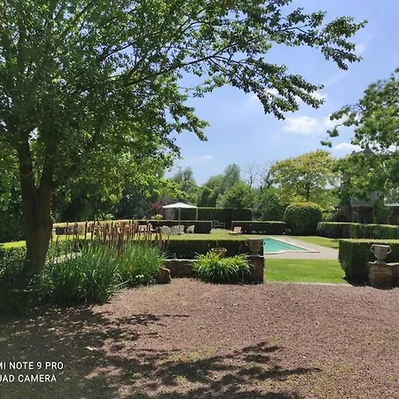 Ancien Chateau De * Pecq