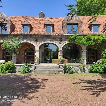 Ancien Chateau De Villa Pecq