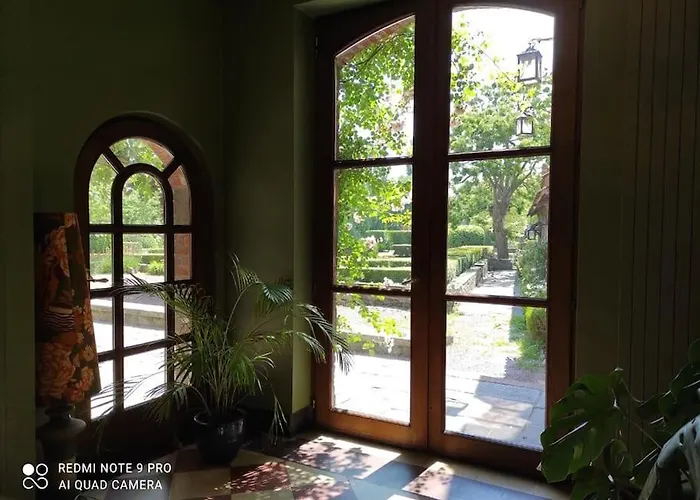 Villa Ancien Chateau De *