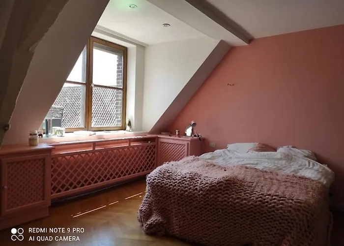 Ancien Chateau De Villa