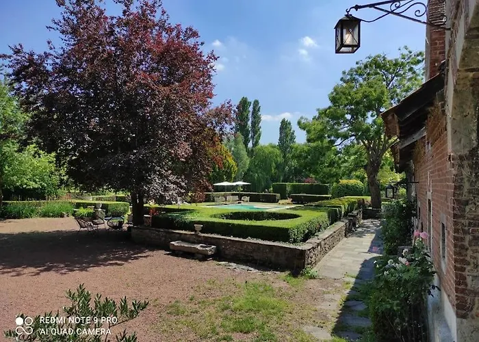 Ancien Chateau De Villa *